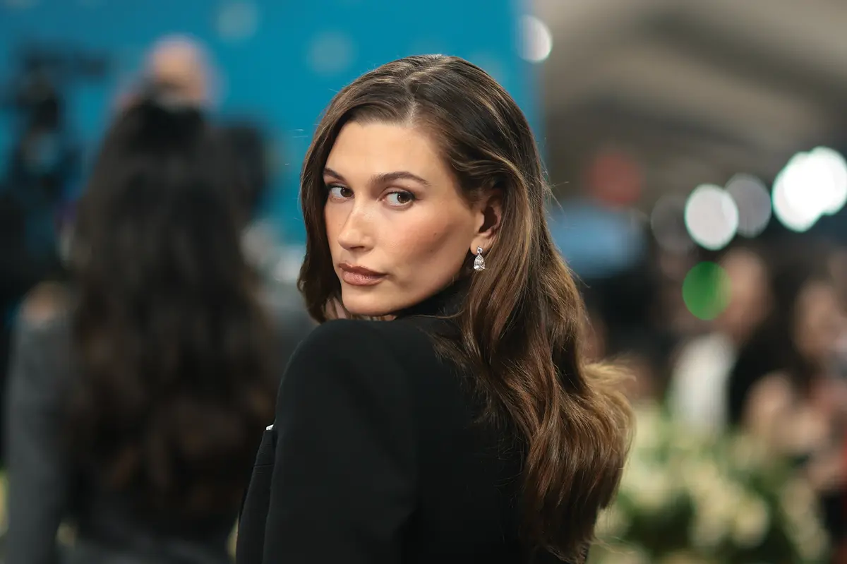 Hailey Bieber's Go-To Perfume is a Compliment Magnet