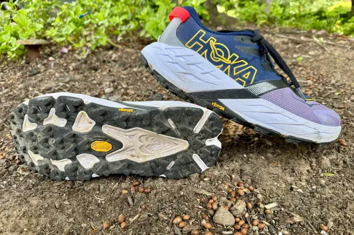 Hoka Speedgoat 7: Regele Traseelor, Încălțămintea de Top pentru Alergători