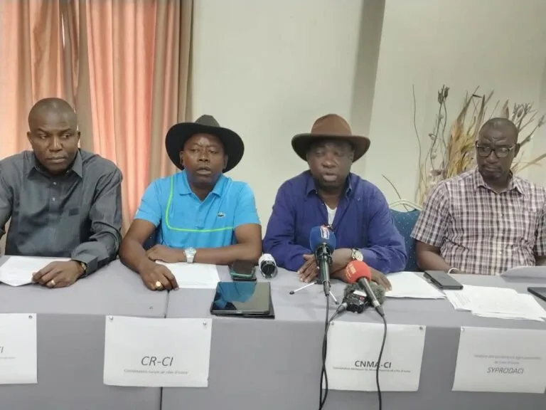 Illustration - Cote d'Ivoire : sept syndicats agricoles reclament la dissolution de l'OIA cafe-cacao, pas le depart d'un homme