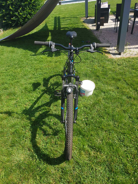 https://i.ibb.co/ZS2DKdZ/Rockrider-4.jpg