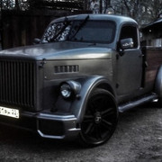 Хот-род ГАЗ-51 получил двигатель Chevrolet и салон как у Bugatti.