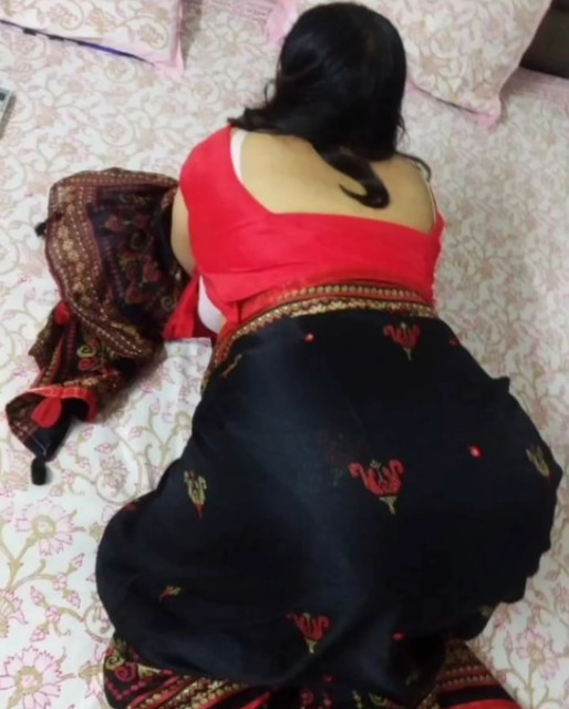 Wife Mom Aunty ki incest dunia with pics & Gifs