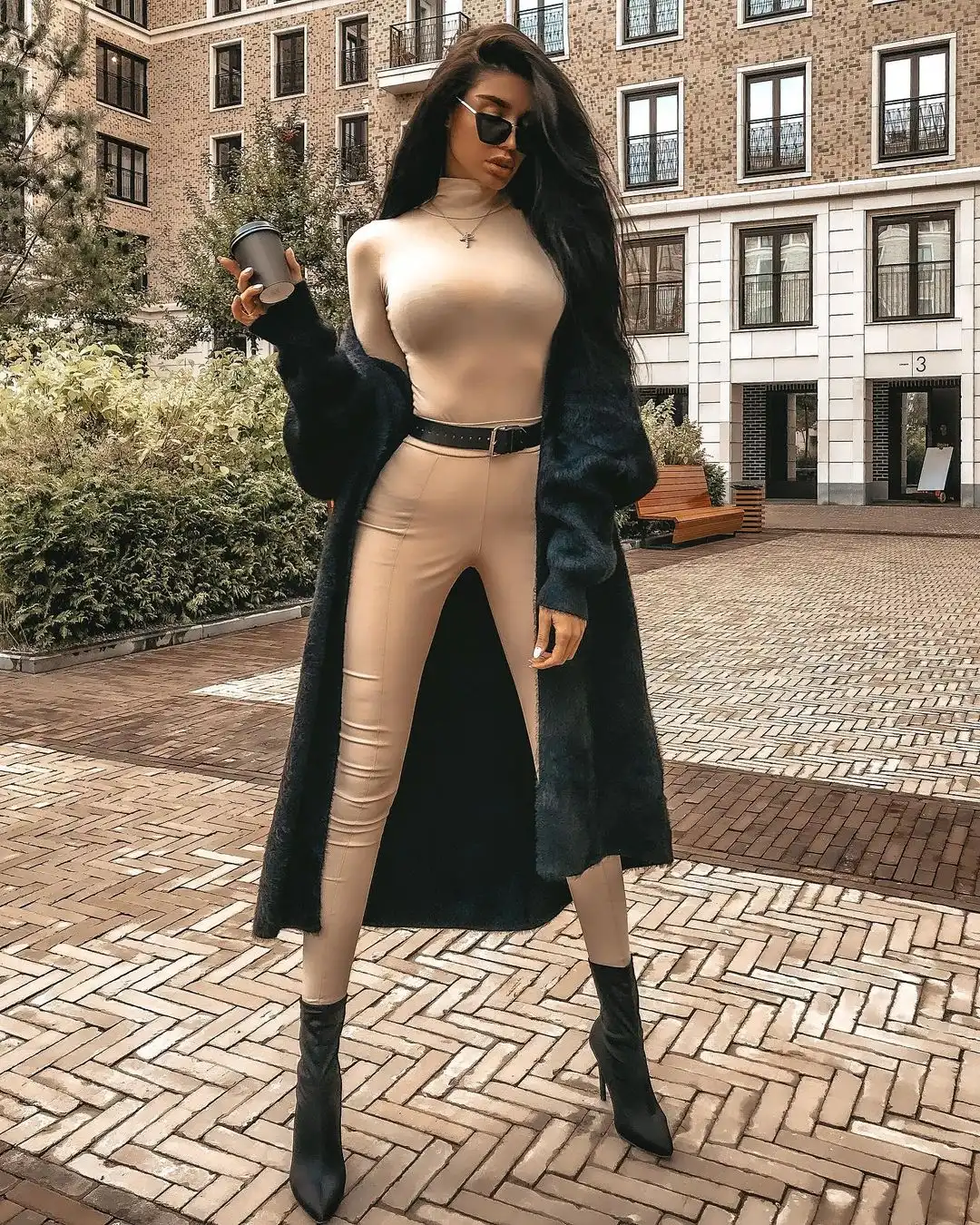 Alena Bagirova Wallpapers Insta Fit Bio (13)