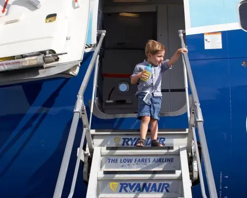 Ryanair Slams "False" Investigation into Child Seat Fees
