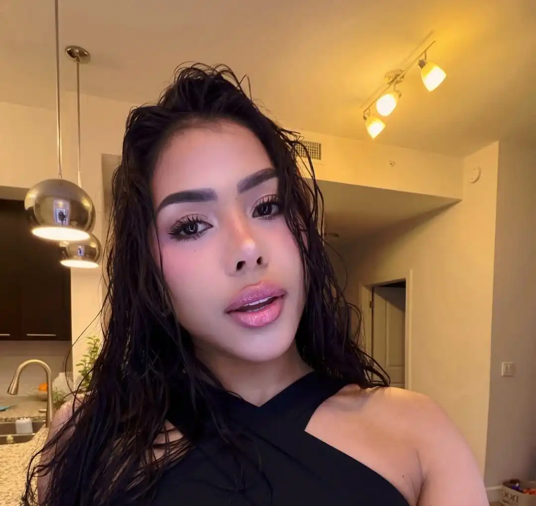 Maria Lorenzo Wallpapers Insta Sport Bio (9)