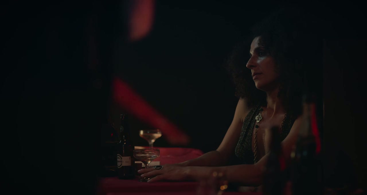 I Am Woman Screenshot