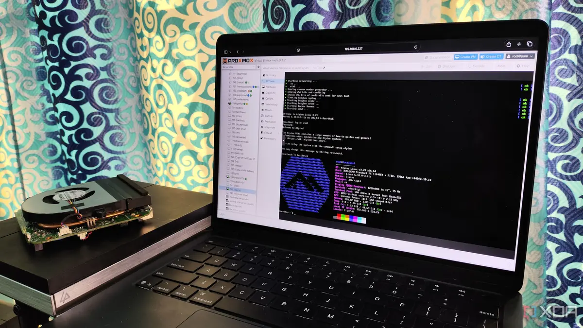 Linux Desktops Show Restraint, Windows Still Lags Behind