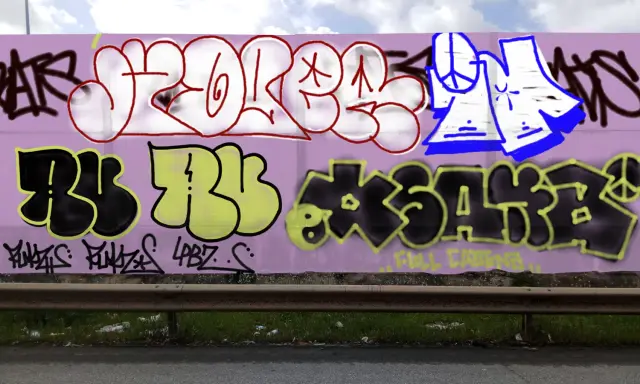 Graffiti artwork by IDEASxARGUE