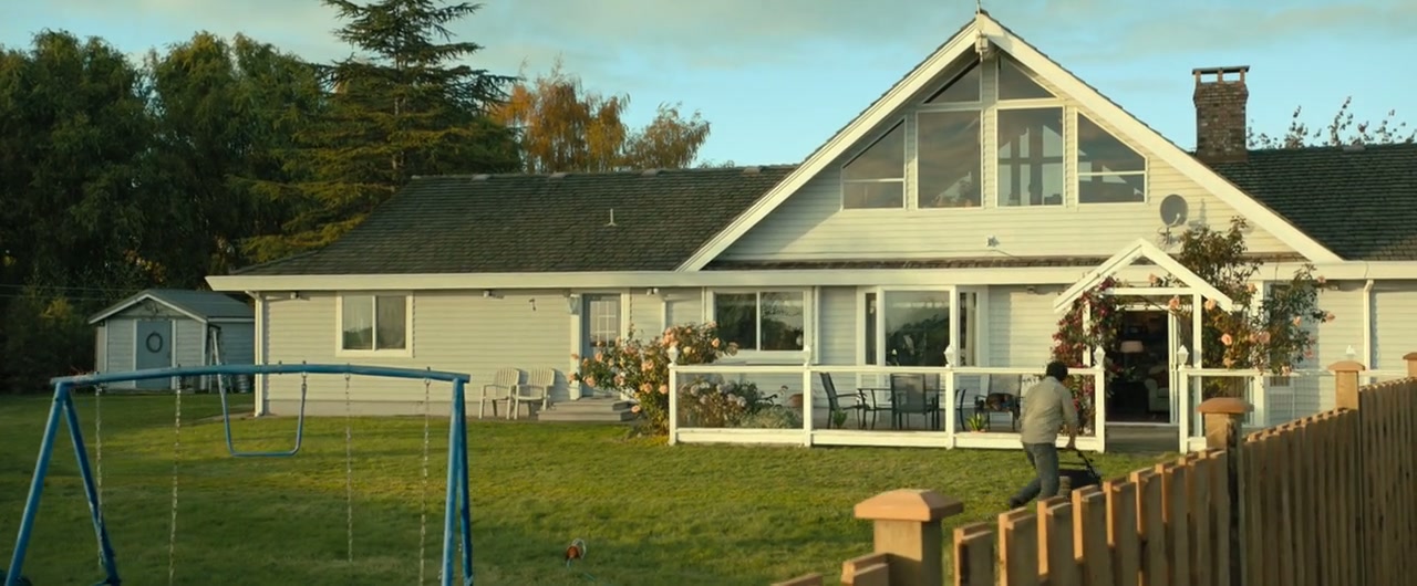 A Dog's Way Home Screenshot