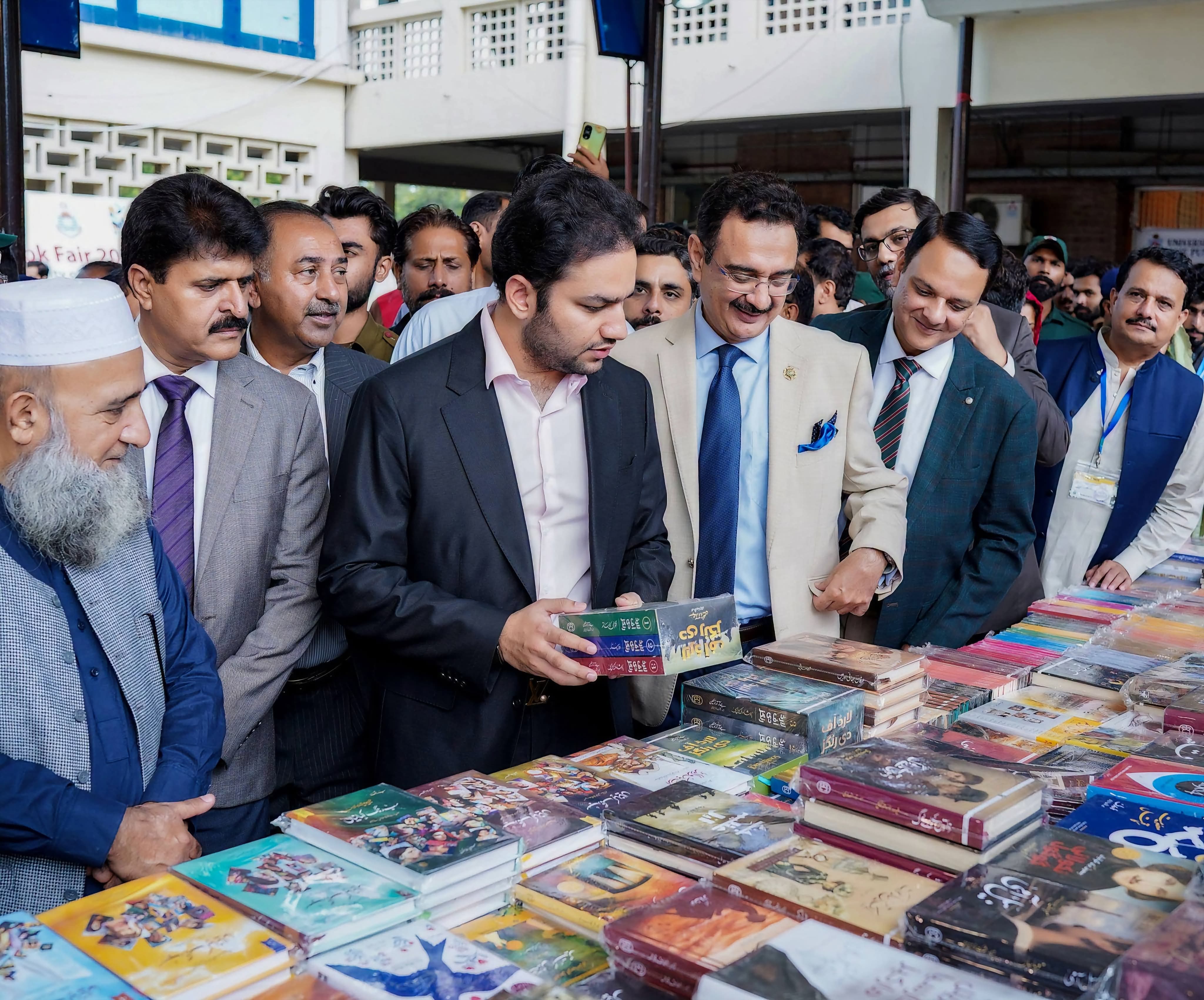 230,000 Books Sold at Punjab University’s Three-Day Book Fair, Setting New Record
