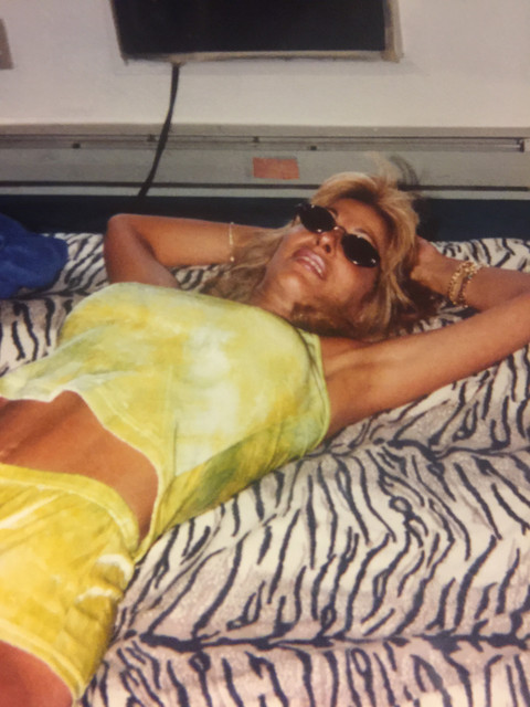 E699-E638-F257-4-A5-B-87-E0-AC35-B7-B28-EC3