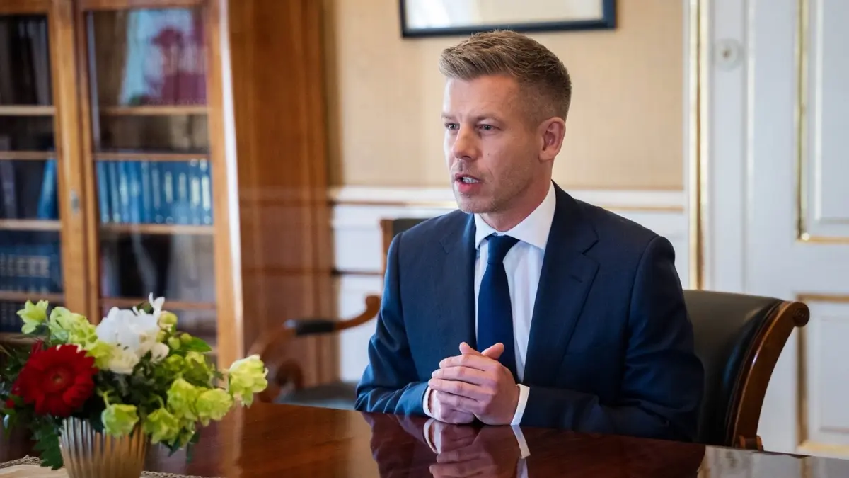 Parlamentarii maghiari își reduc salariile cu 40%