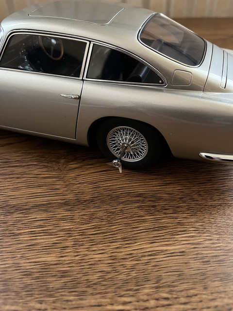 DB5 13.jpg