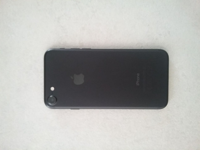 iphone3.jpg