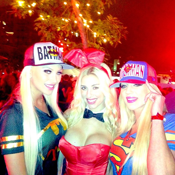 nicolette-shea-b-j-R1nivsp