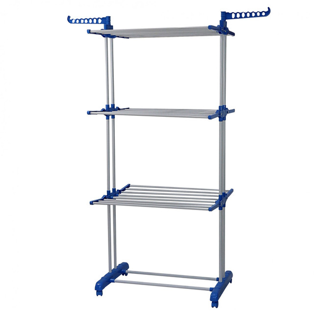 hanger-01.jpg