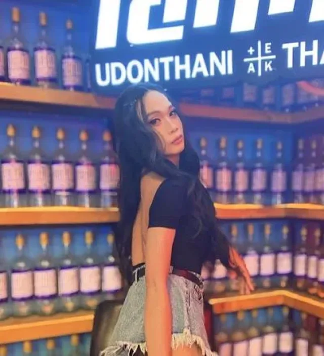 태국 쉬멜 아이시 실사 프로필 네번째 상세 이미지 태국 쉬멜 아이시 실사 프로필 네번째 상세 이미지