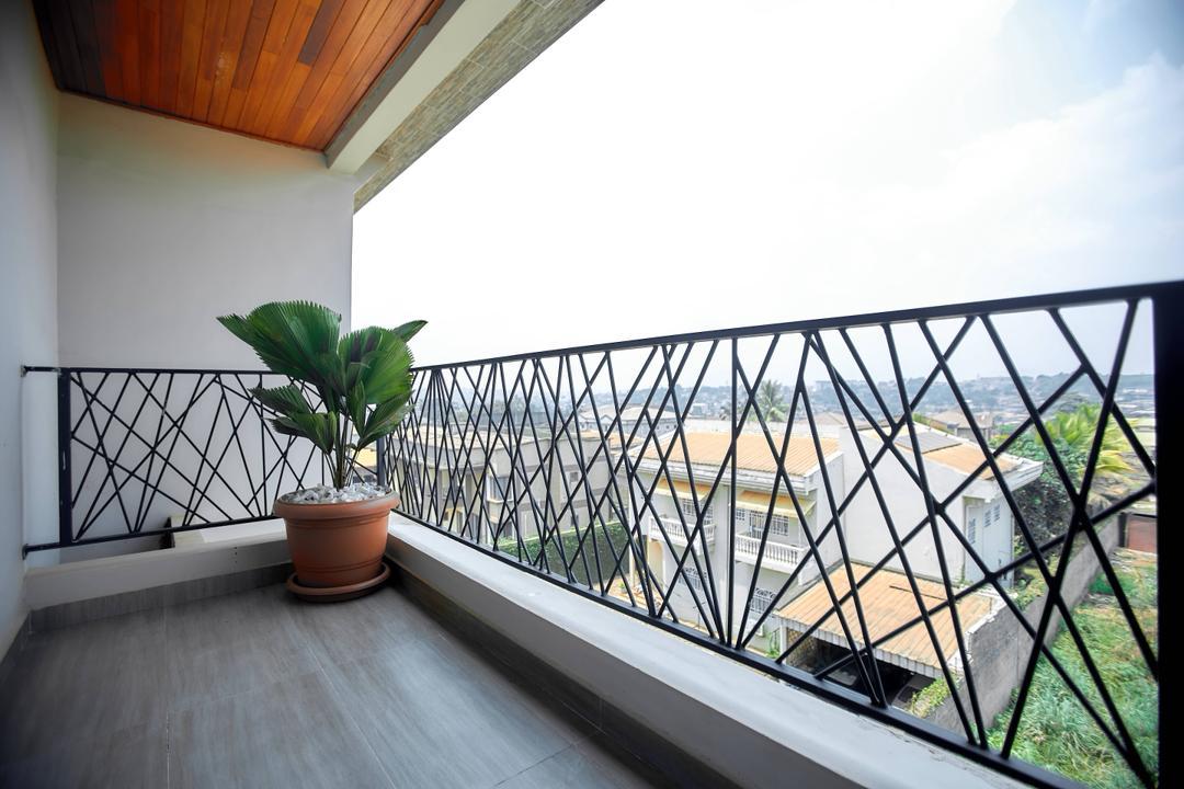 Bureau à louer à Yaoundé - 2744000 FCFA/Mois