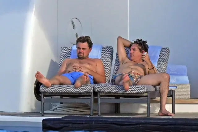 leo-dicaprio-lukas-haas-21