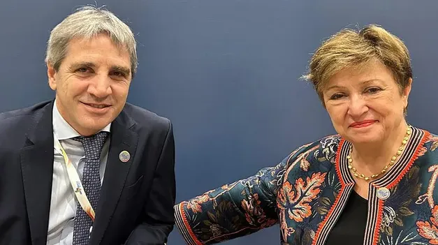 CUMBRE DEL G-20 EN BRASIL –  KRISTALINA GEORGIEVA PONDERO AL GOBIERNO ARGENTINO AL REUNIRSE CON CAPUTO.