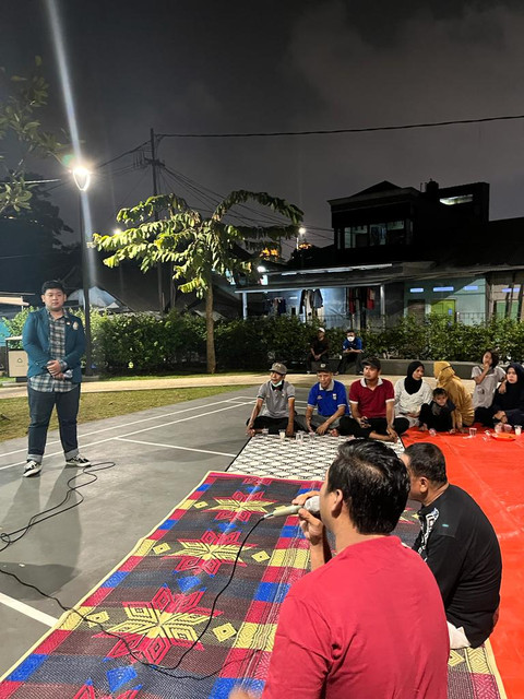 Cyberbullying-bersama-Warga