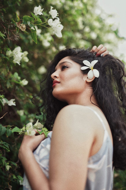 Ritika-Singh-2-5.jpg