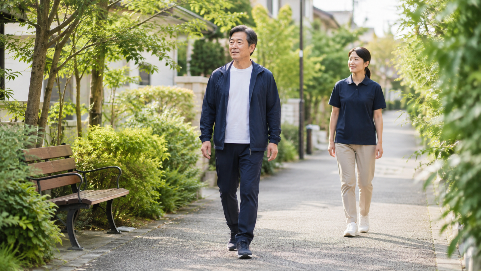 慢性腰痛のある人が無理のない歩行習慣を続ける様子