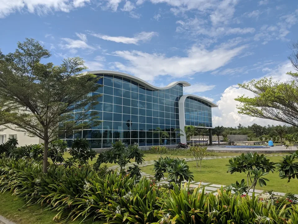 Main building at Golden Sands