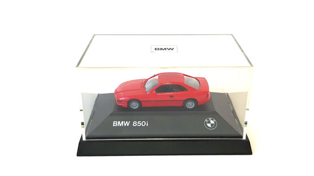 B850R316