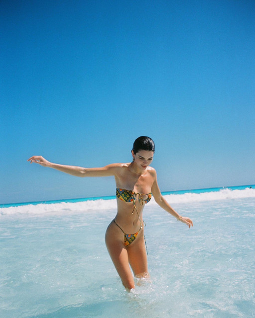 KENDALL-JENNER-6