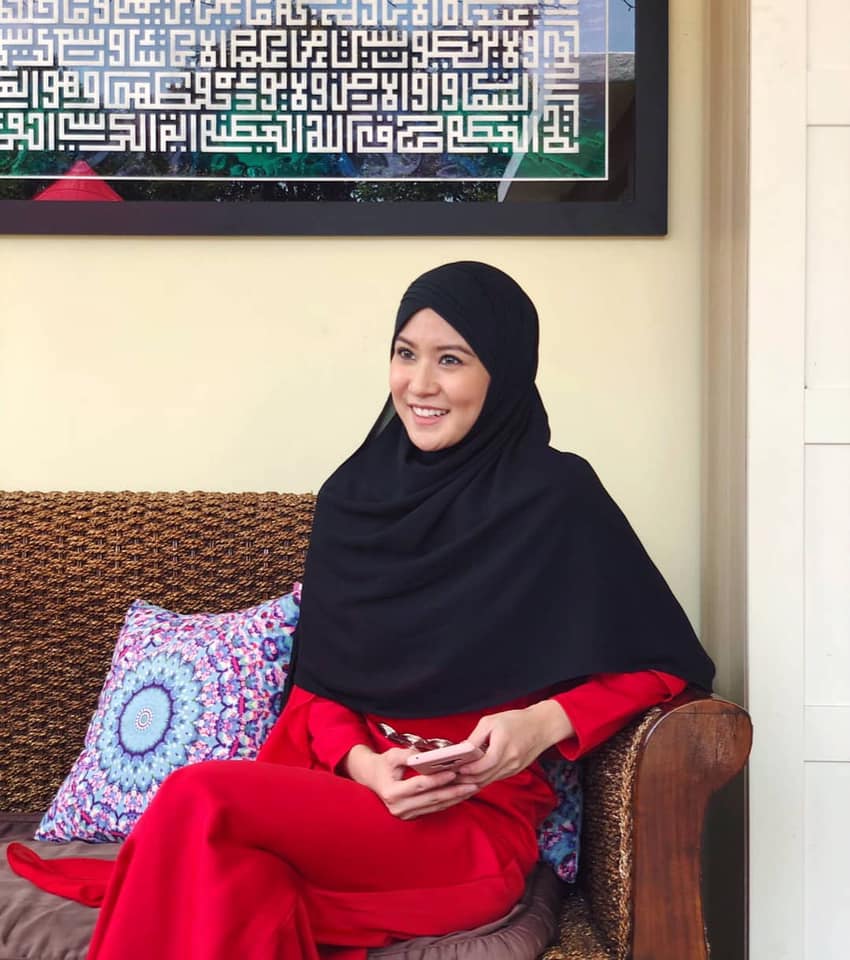 lizzy-tudung.jpg