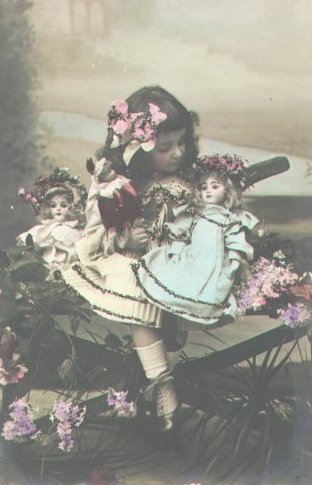 Tintdollfam.jpg