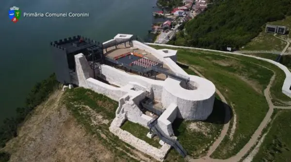 Cetatea Ladislau din Clisura Dunării redeschisă după opt ani de restaurare