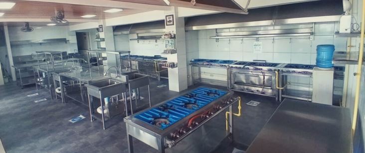 THE KITCHEN ROOM