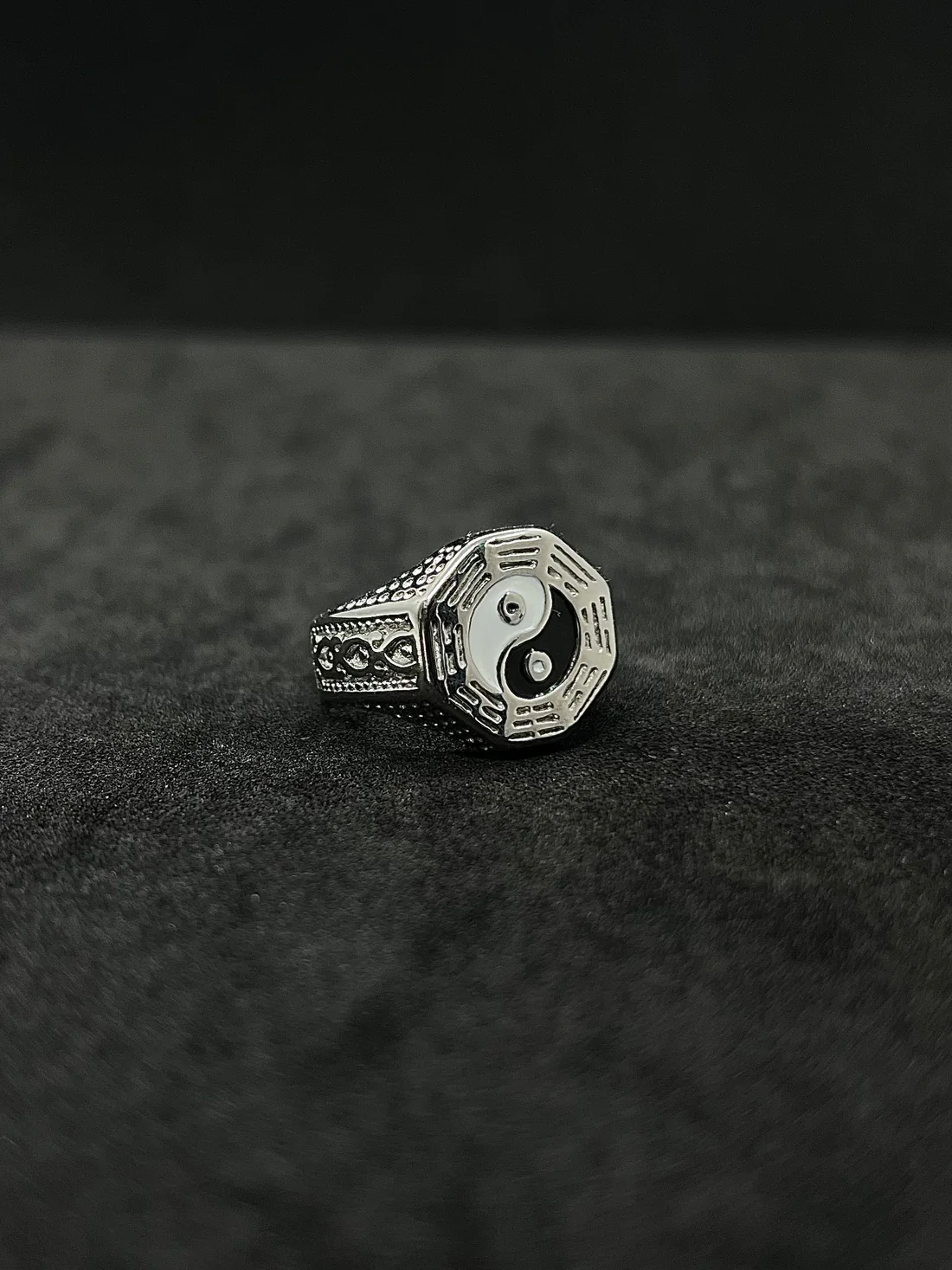 Anillo Yin Yang
