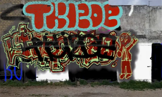 Graffiti artwork by Tkiz