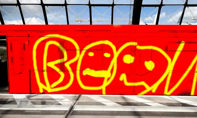 Graffiti artwork by Kukan8