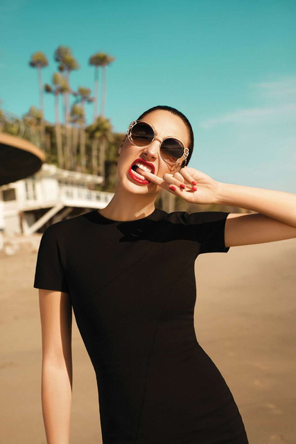 Gal-Gadot-Cool-Ray-Collection-2017-09