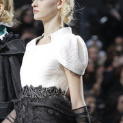 01280fullscreen