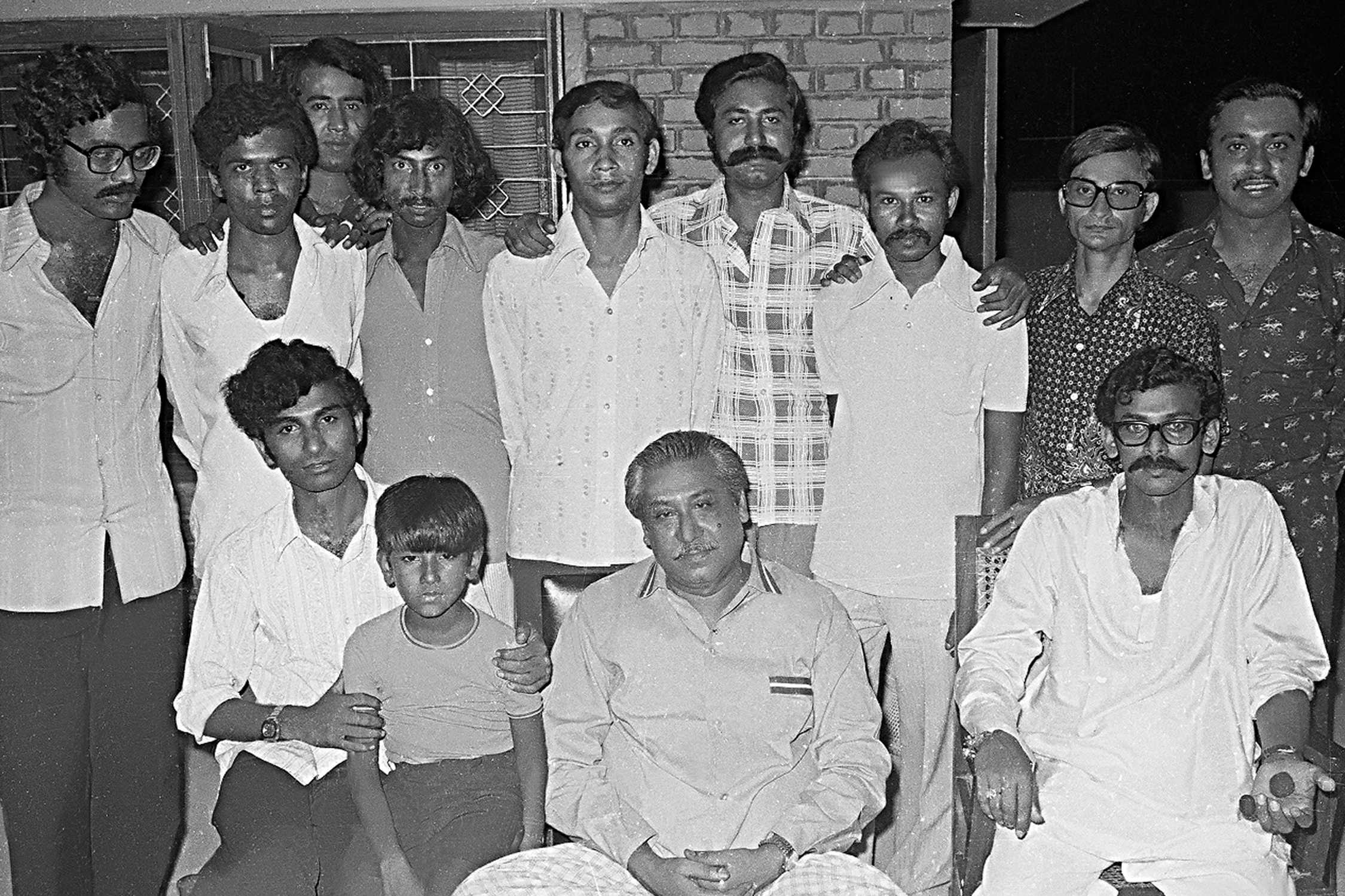 টুঙ্গিপাড়ার ধুলোমাটিতে