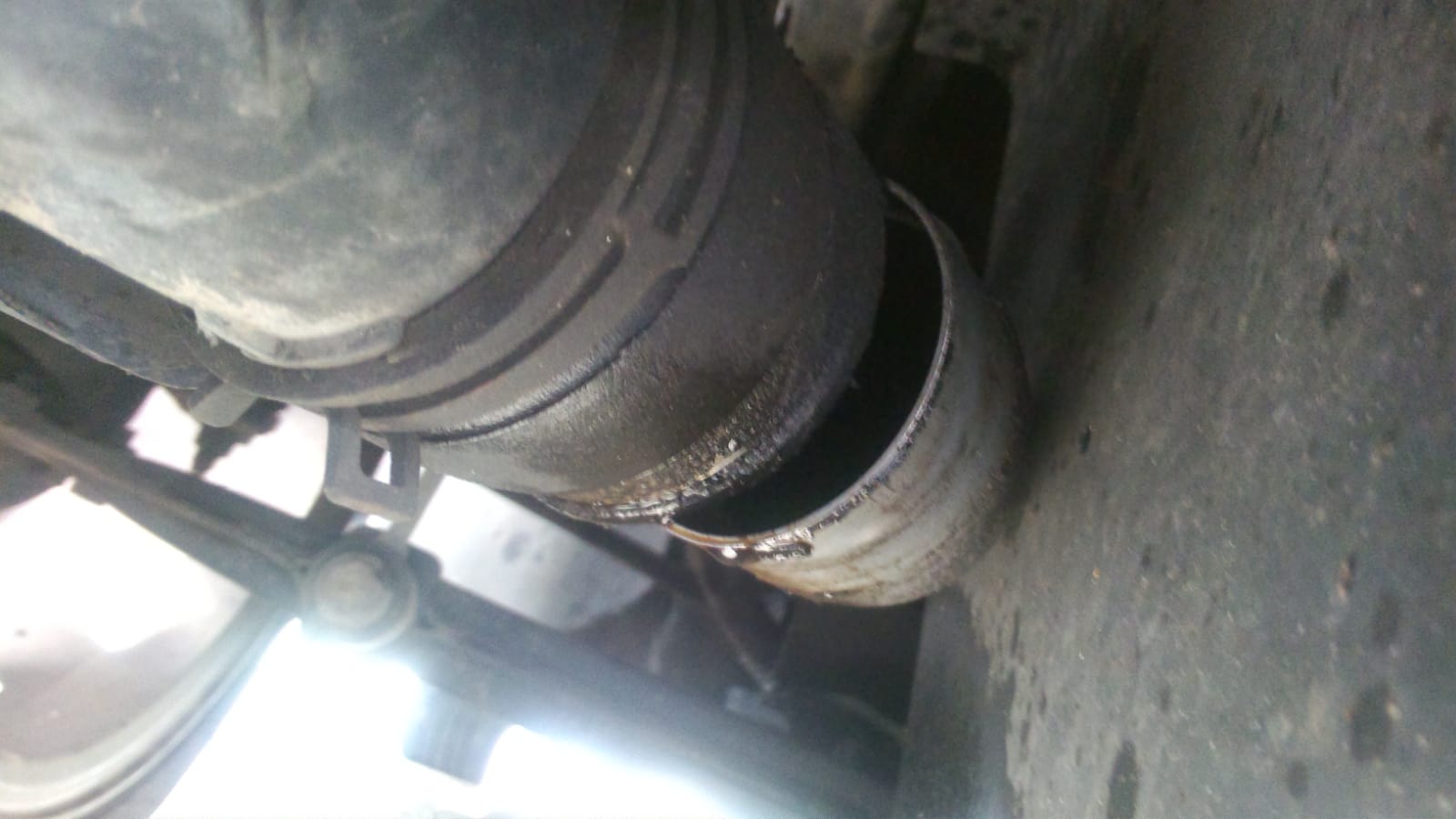 https://i.ibb.co/bg70z9Wx/durite2turbo.jpg