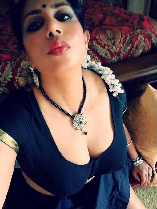 INCEST : Family Mein Pyar Romance or Sex