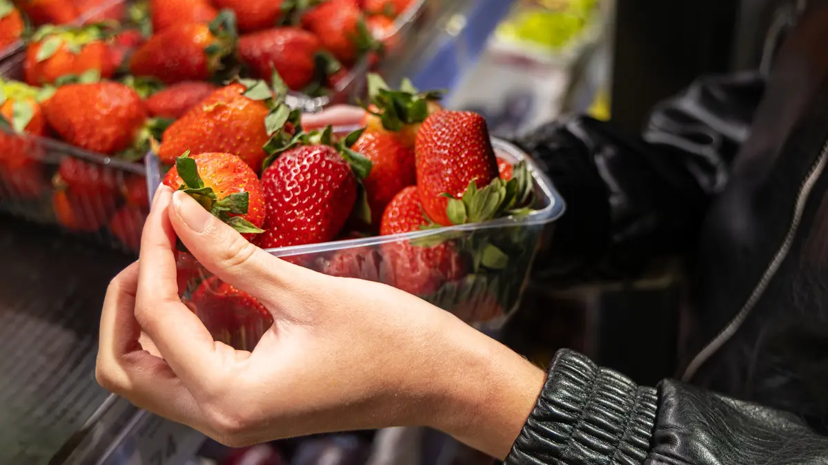 Strawberries Lose Their Sweetness
