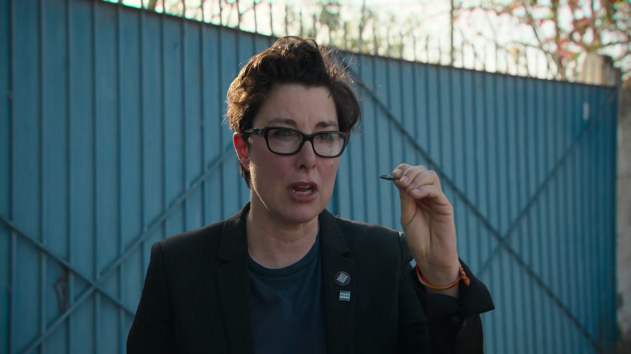 Sue Perkins: Perfectly Legal Screenshot
