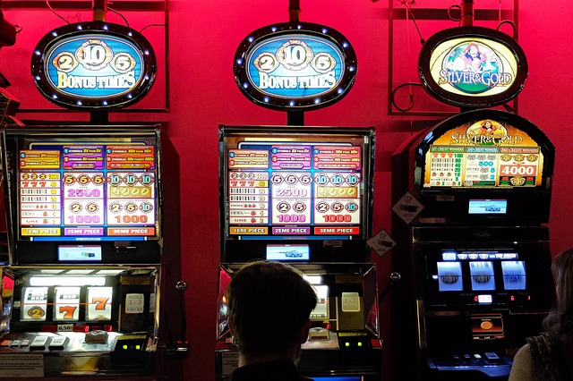 Mobile casino platform with instant access