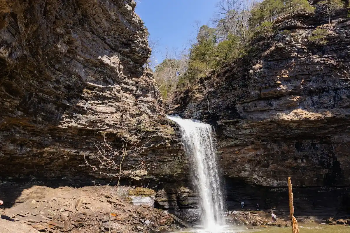 Dramatic Mountain Oasis in the South