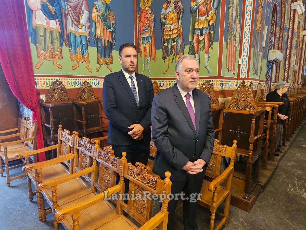 δικηγοροι011