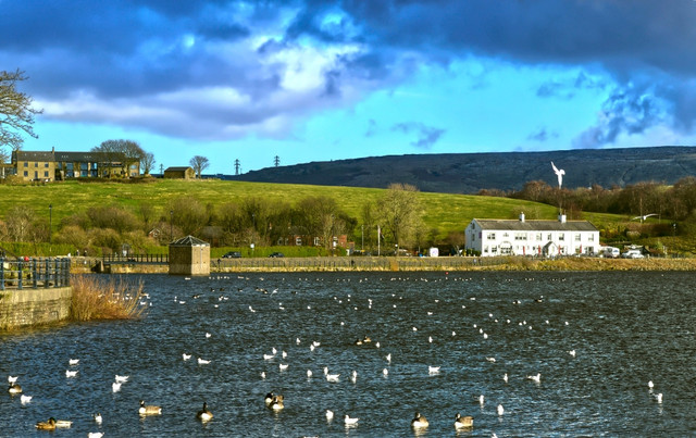 Hollingworth Lake in Littleborough, Greater Manchester, surrounded by countryside &ndash; a picturesque and family-friendly location ideal for international buyers relocating with Face To Face Estate Agents.