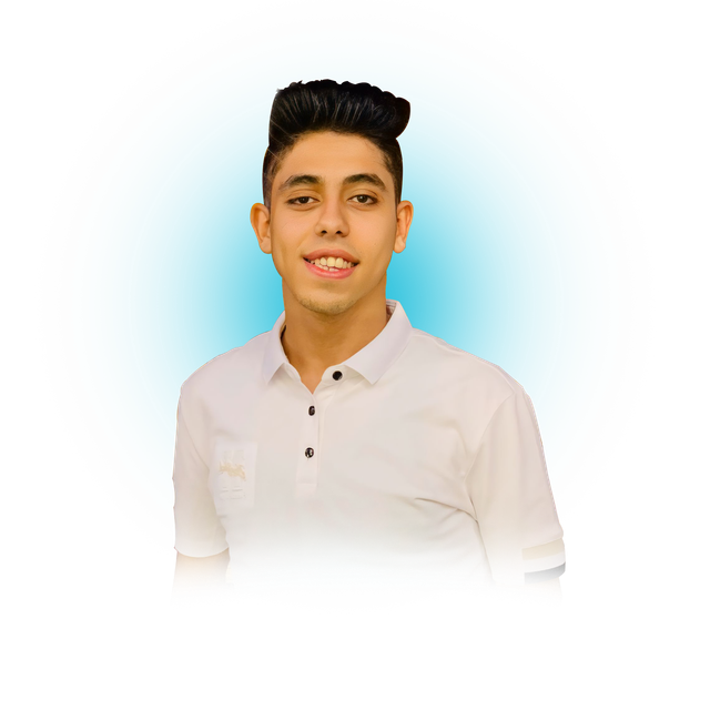 صورة المصمم محمد عبد الهادي