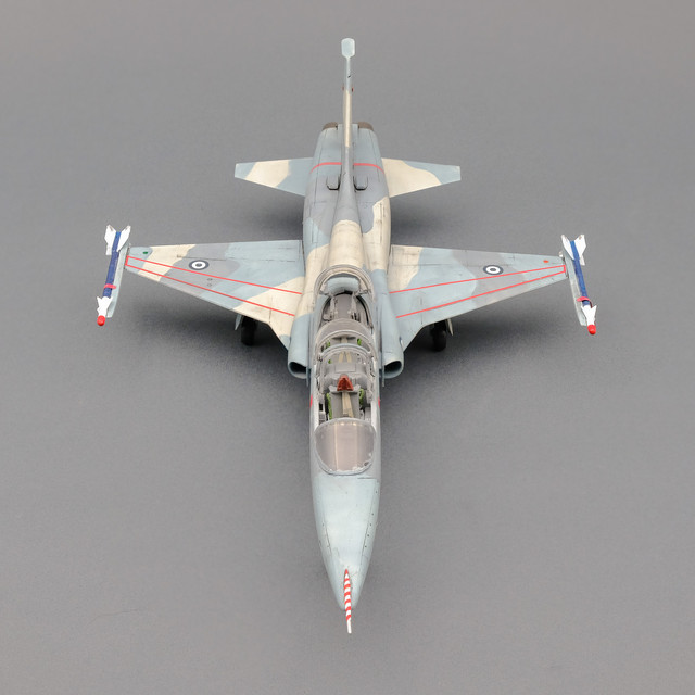 f-5b-8.jpg